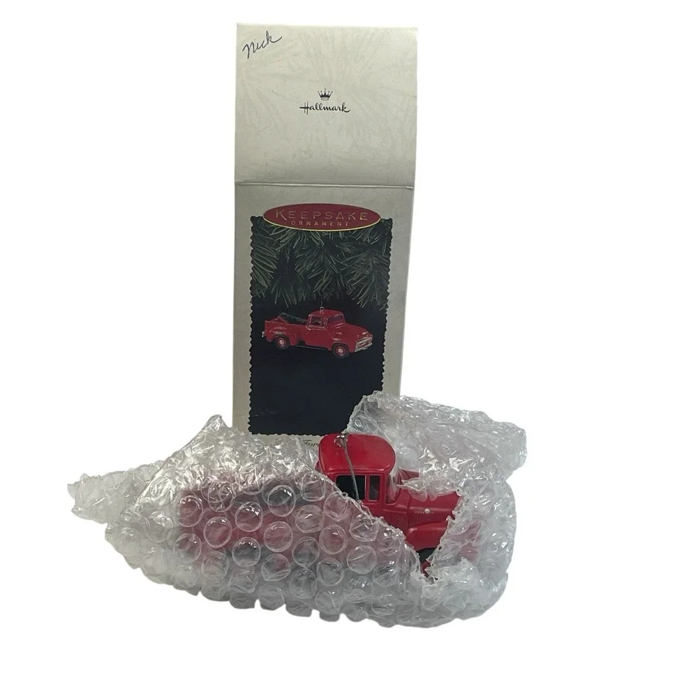 Vintage 1995 Hallmark Keepsake Ornament 1956 Red Ford Truck All American‎ 1st